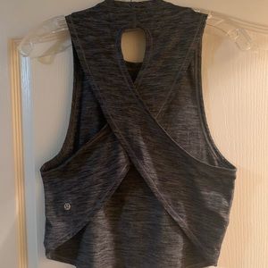 Lululemon crisscross back crop tank